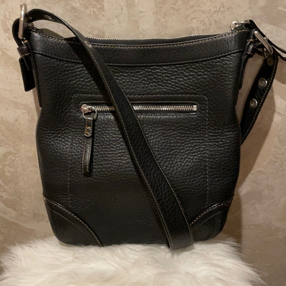 Coach F2319 Black Pebble Leather Crossbody